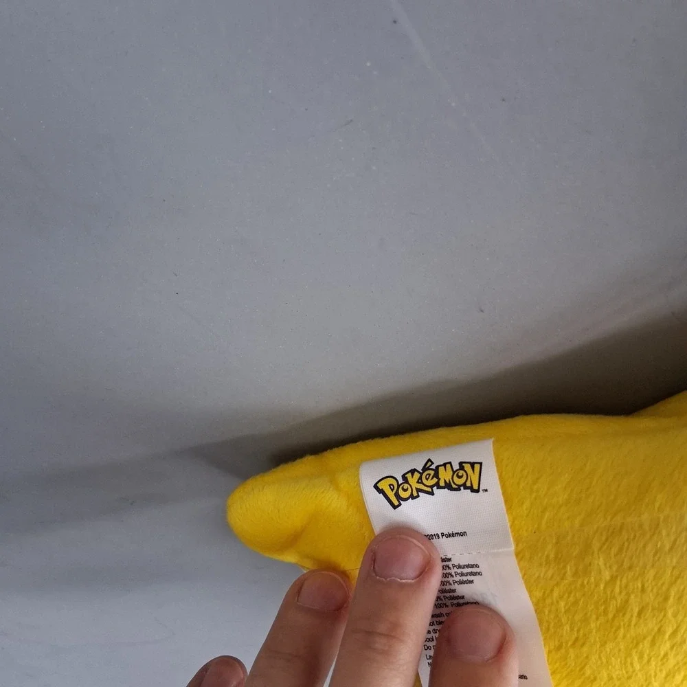 NWT Pokémon Pikachu Costume Hat And Tail